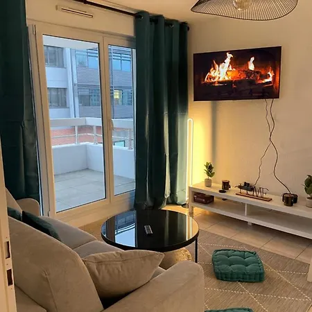 Apartment Standing F2 Rivetoile Centre Parking Gratuit Terrasse *